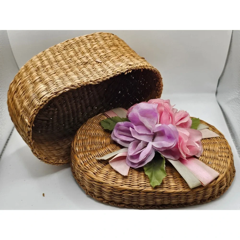 Vintage Wicker Oval Trinket Box with Pink and Purple Fabric Flowers Lid
